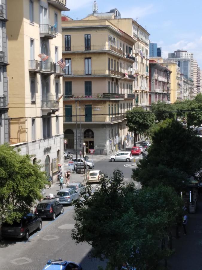 Hotel Crisari Napoli Ngoại thất bức ảnh